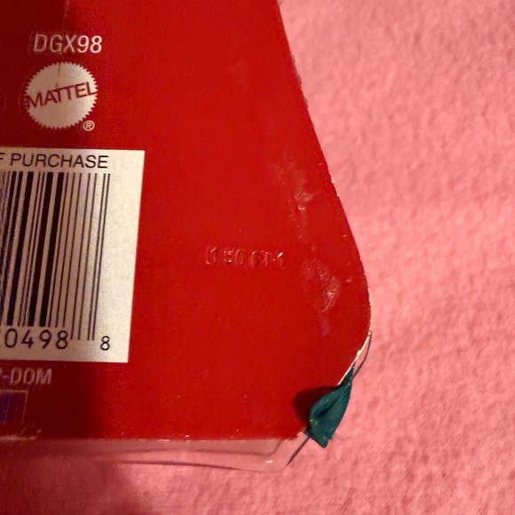 Mattel Barbie 2016 Holiday Fashion Doll Peace Hope Love NRFB Globe Shape Box - Picture 12 of 16